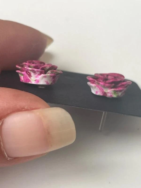 Boucles d’oreilles grande rose fuchsia et vert – photo 2